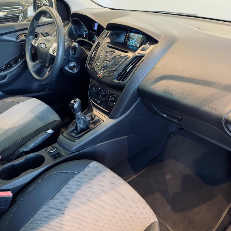 FOCUS 1.6 S 16V FLEX 4P MANUAL - 2015 - CAXIAS DO SUL