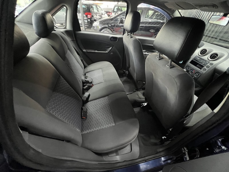 FIESTA 1.0 ROCAM SEDAN 8V FLEX 4P MANUAL - 2006 - CAXIAS DO SUL