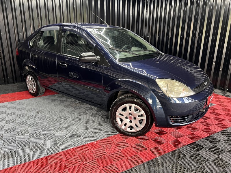 FIESTA 1.0 ROCAM SEDAN 8V FLEX 4P MANUAL - 2006 - CAXIAS DO SUL