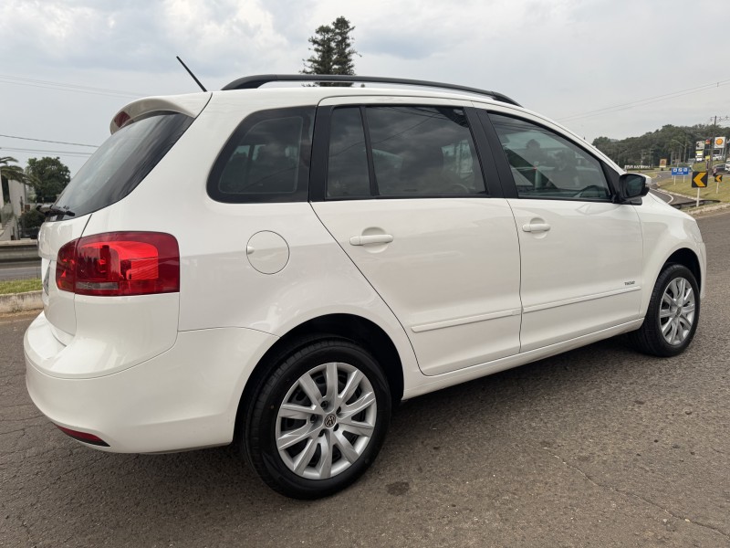 SPACEFOX 1.6 MI TREND 8V FLEX 4P MANUAL - 2013 - DOIS IRMãOS