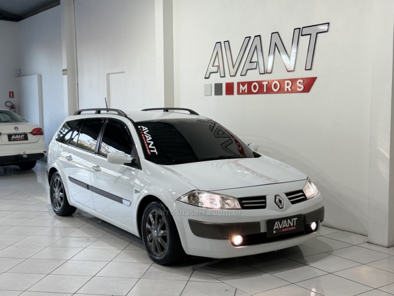 MÉGANE 1.6 DYNAMIQUE GRAND TOUR 16V FLEX 4P MANUAL - 2012 - NOVO HAMBURGO