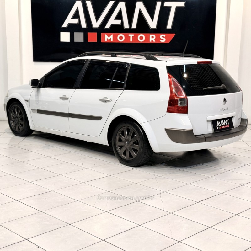 MÉGANE 1.6 DYNAMIQUE GRAND TOUR 16V FLEX 4P MANUAL - 2012 - NOVO HAMBURGO