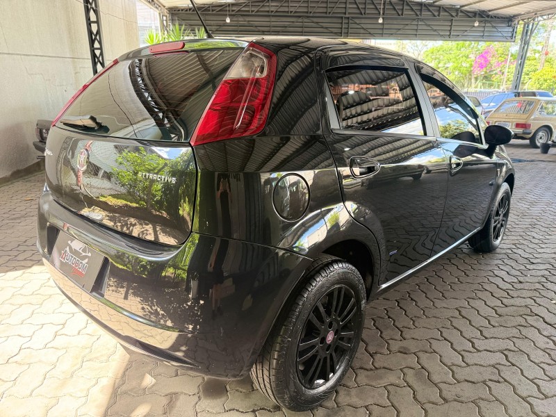 PUNTO 1.4 ATTRACTIVE ITALIA 8V FLEX 4P MANUAL - 2012 - CAXIAS DO SUL