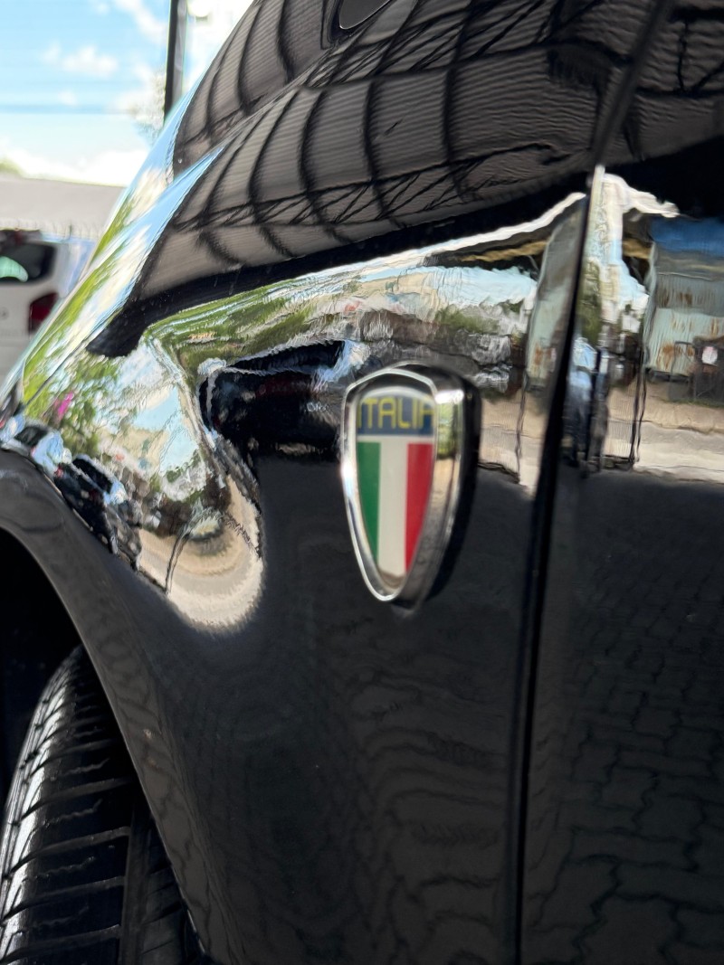 PUNTO 1.4 ATTRACTIVE ITALIA 8V FLEX 4P MANUAL - 2012 - CAXIAS DO SUL