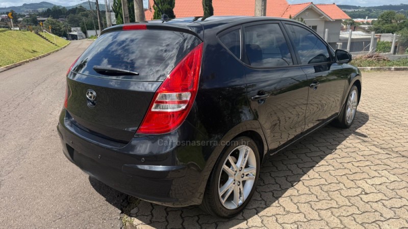 I30 2.0 MPI 16V GASOLINA 4P MANUAL - 2010 - DOIS IRMãOS