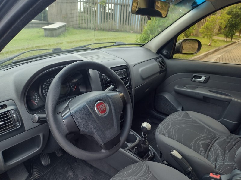 SIENA 1.0 MPI EL 8V FLEX 4P MANUAL - 2013 - CANELA