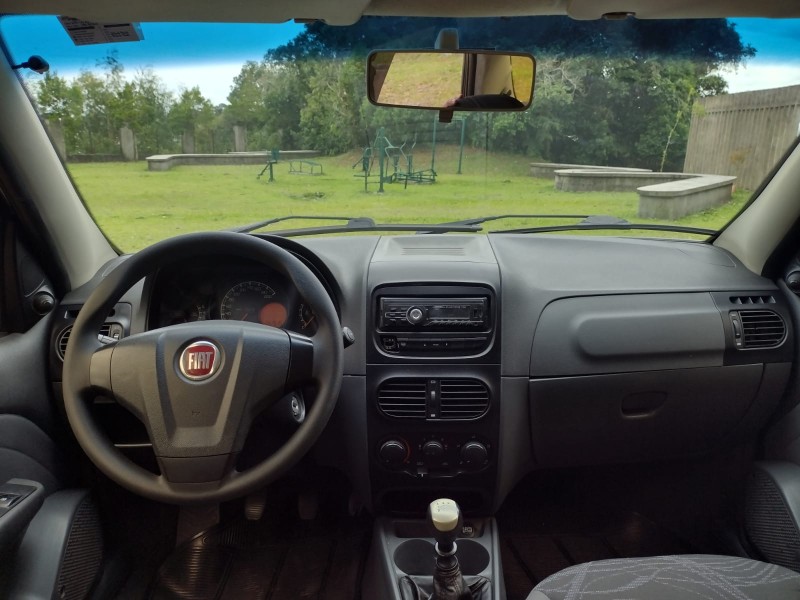 SIENA 1.0 MPI EL 8V FLEX 4P MANUAL - 2013 - CANELA