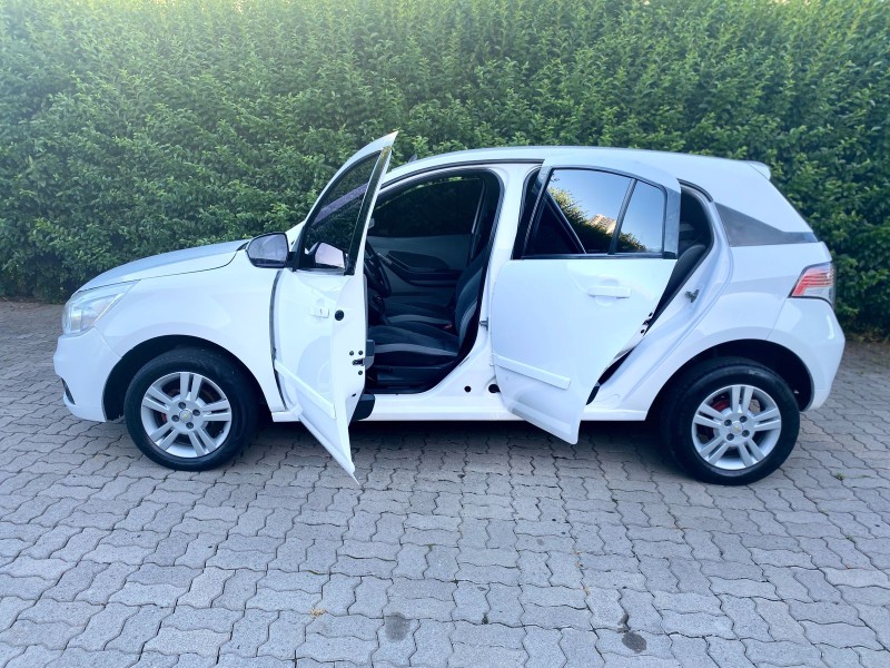 AGILE 1.4 MPFI LTZ 8V FLEX 4P MANUAL - 2010 - CAXIAS DO SUL