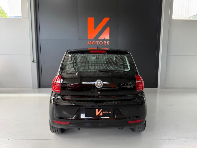 FOX 1.0 MI TREND 8V FLEX 4P MANUAL - 2013 - CARLOS BARBOSA