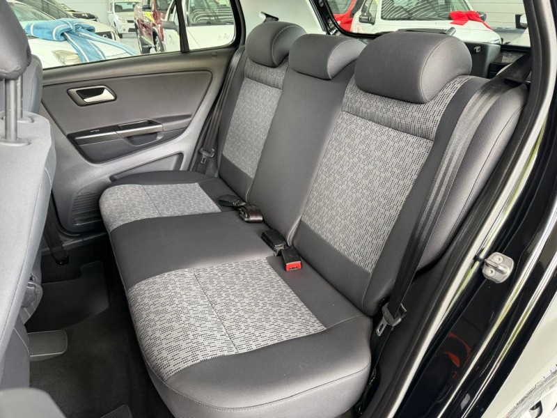 FOX 1.0 MI TREND 8V FLEX 4P MANUAL - 2013 - CARLOS BARBOSA