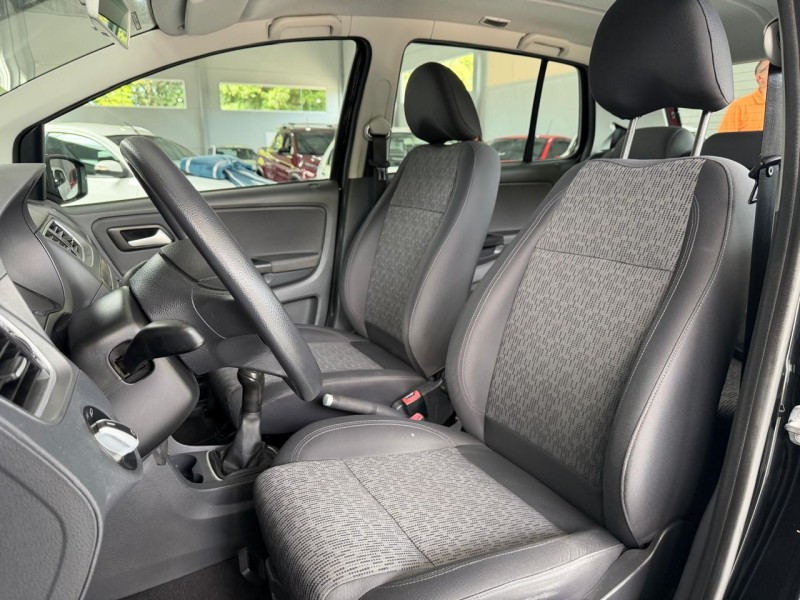 FOX 1.0 MI TREND 8V FLEX 4P MANUAL - 2013 - CARLOS BARBOSA