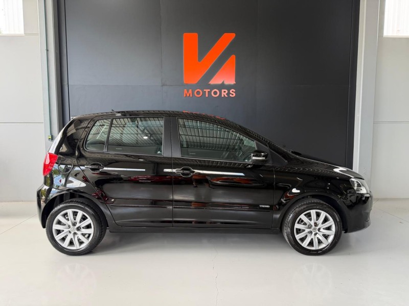 FOX 1.0 MI TREND 8V FLEX 4P MANUAL - 2013 - CARLOS BARBOSA