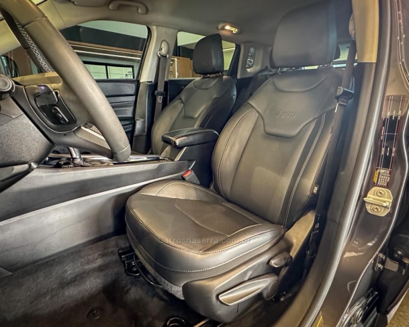 COMPASS 1.3 LONGITUDE T270 16V TURBO FLEX 4P AUTOMÁTICO - 2023 - GARIBALDI