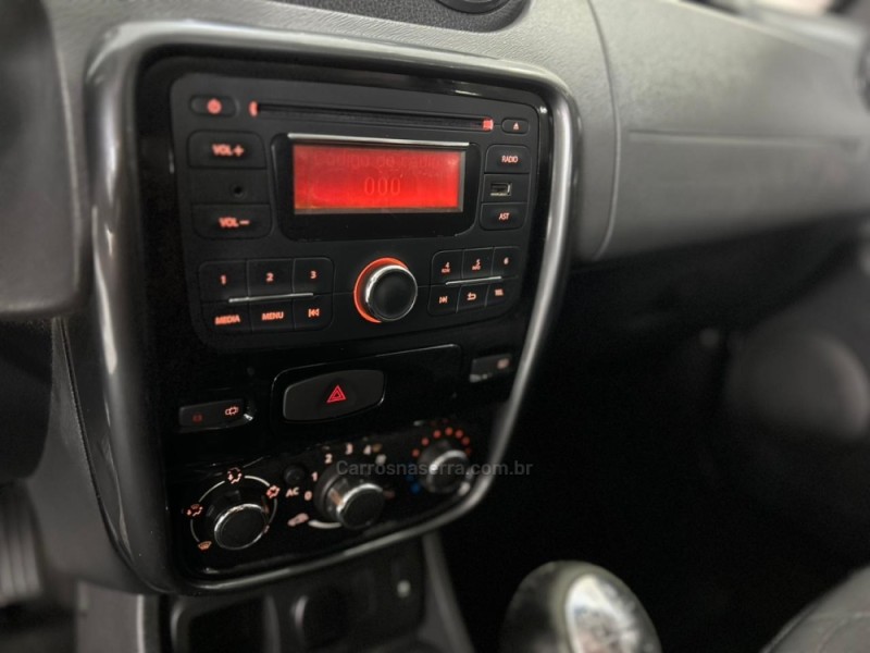 DUSTER 2.0 DYNAMIQUE 4X2 16V FLEX 4P MANUAL - 2013 - CAXIAS DO SUL