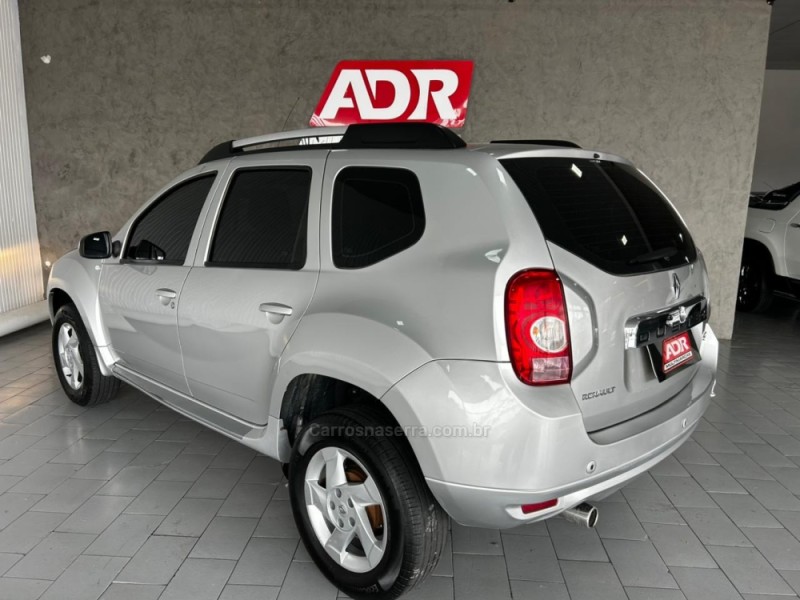 DUSTER 2.0 DYNAMIQUE 4X2 16V FLEX 4P MANUAL - 2013 - CAXIAS DO SUL