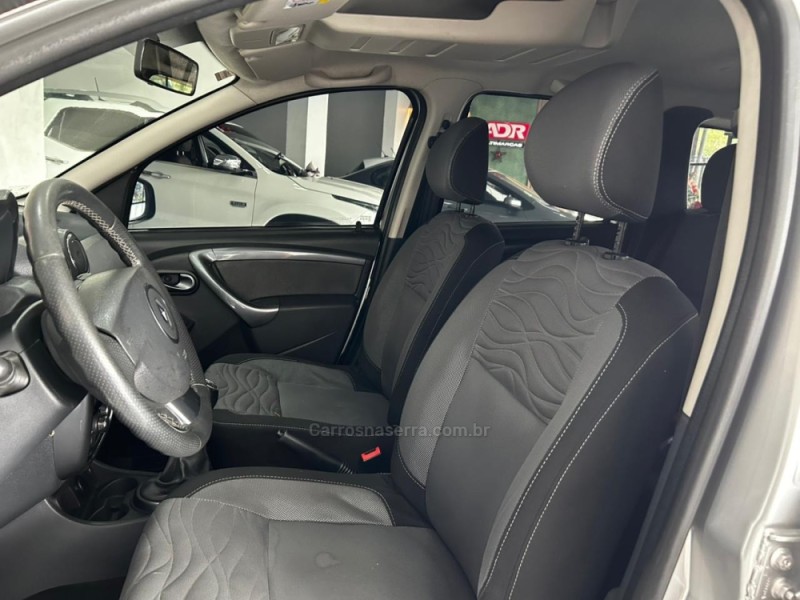 DUSTER 2.0 DYNAMIQUE 4X2 16V FLEX 4P MANUAL - 2013 - CAXIAS DO SUL