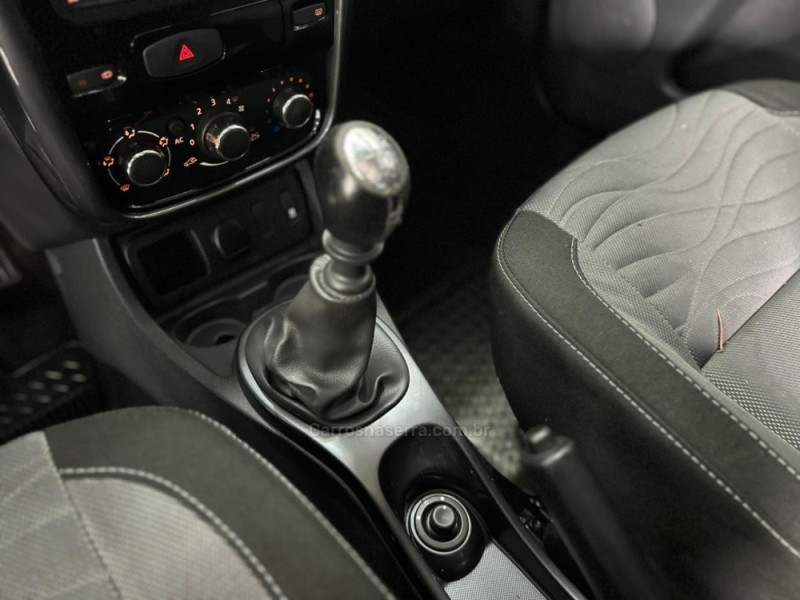 DUSTER 2.0 DYNAMIQUE 4X2 16V FLEX 4P MANUAL - 2013 - CAXIAS DO SUL