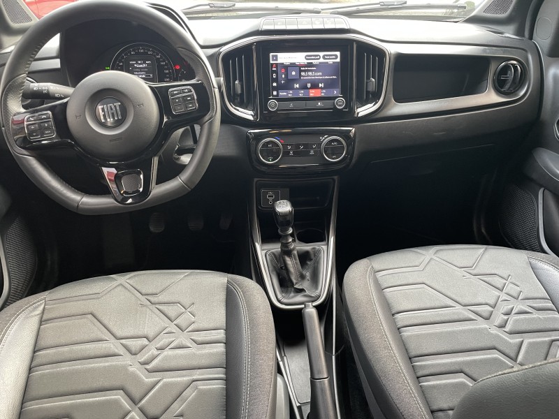 STRADA 1.3 VOLCANO CD 8V FLEX 4P MANUAL - 2023 - CAXIAS DO SUL