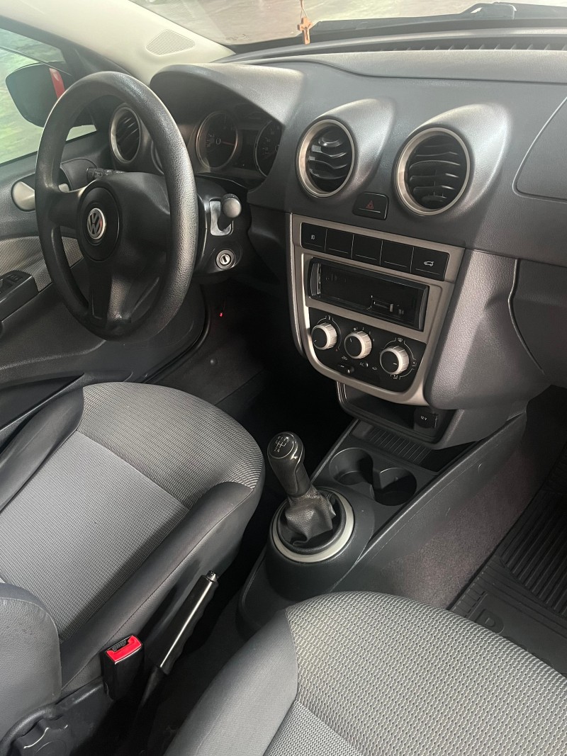 VOYAGE 1.0 MI 8V FLEX 4P MANUAL - 2011 - SãO LEOPOLDO