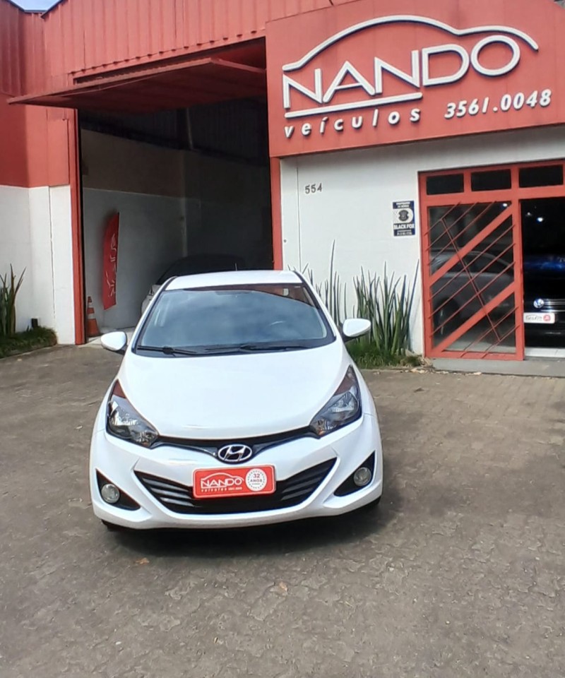 HB20S 1.6 COMFORT PLUS 16V FLEX 4P MANUAL - 2015 - ESTâNCIA VELHA