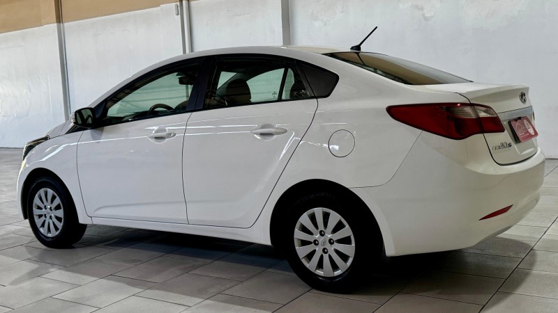 HB20S 1.6 COMFORT PLUS 16V FLEX 4P MANUAL - 2015 - ESTâNCIA VELHA