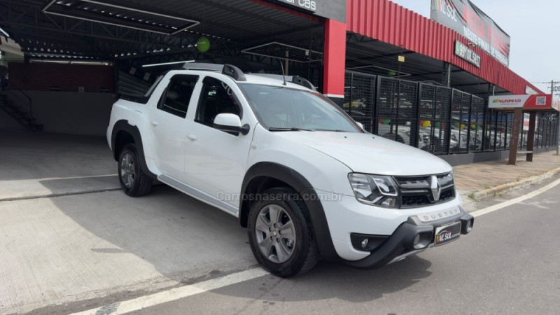 DUSTER OROCH 2.0 16V FLEX DYNAMIQUE AT 4P AUTOMÁTICO - 2018 - CAXIAS DO SUL