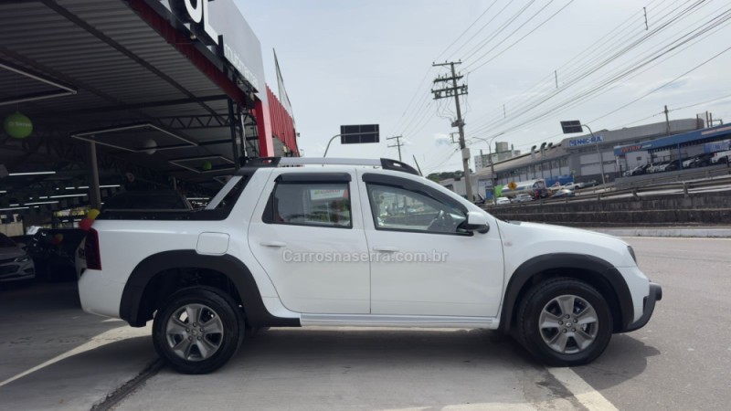 DUSTER OROCH 2.0 16V FLEX DYNAMIQUE AT 4P AUTOMÁTICO - 2018 - CAXIAS DO SUL