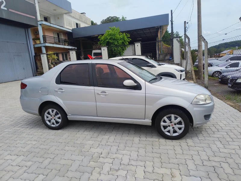 SIENA 1.4 MPI EL 8V FLEX 4P MANUAL - 2013 - SãO SEBASTIãO DO CAí