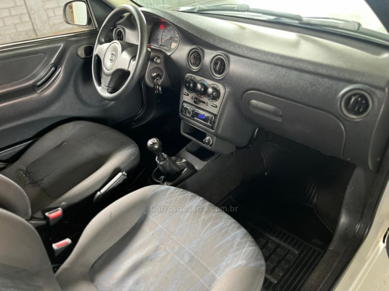 CELTA 1.0 MPFI SPIRIT 8V FLEX 2P MANUAL - 2006 - CAXIAS DO SUL