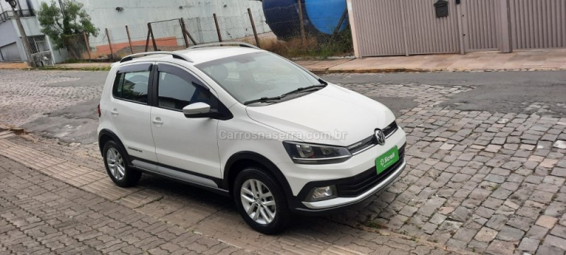 CROSSFOX 1.6 MSI FLEX 16V 4P MANUAL - 2015 - BENTO GONçALVES