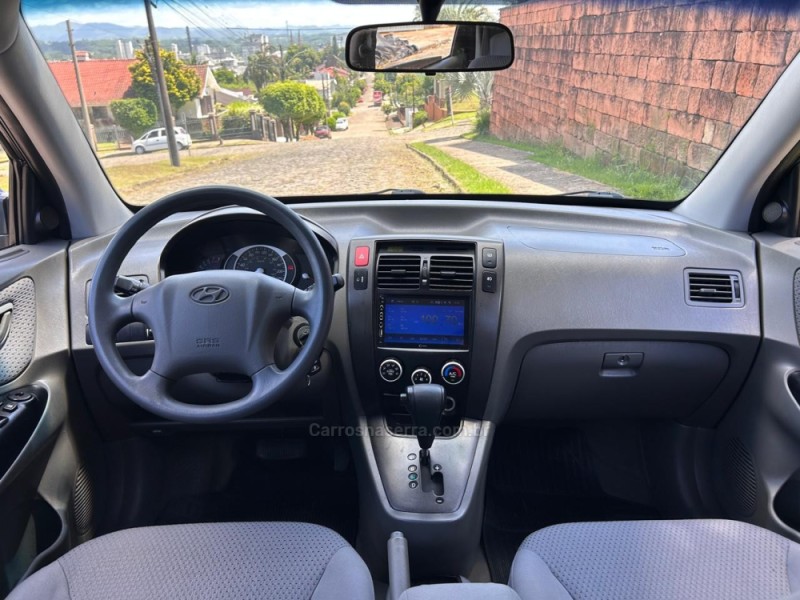 TUCSON 2.0 MPFI GL 16V 142CV 2WD GASOLINA 4P AUTOMÁTICO - 2009 - VENâNCIO AIRES