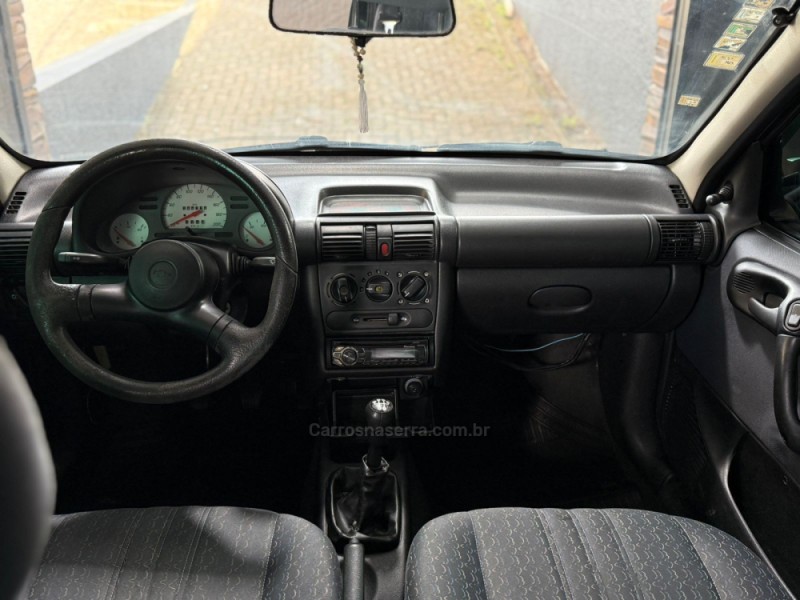 CORSA 1.0 MPFI VHC SEDAN 8V GASOLINA 4P MANUAL - 2000 - CAXIAS DO SUL
