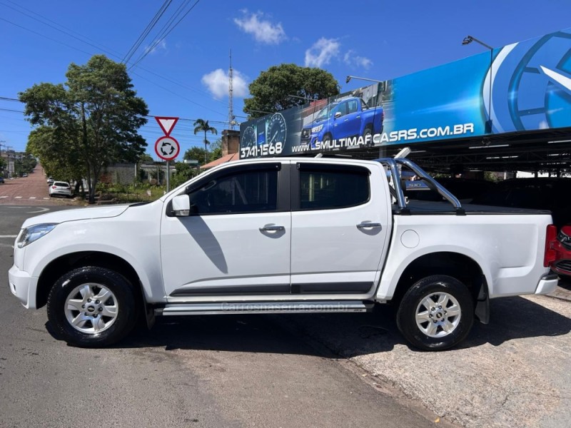 S10 2.4 LT 4X2 CD 8V FLEX 4P MANUAL - 2014 - VENâNCIO AIRES