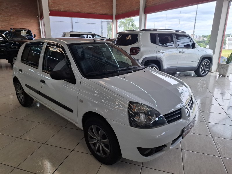 CLIO 1.0 CAMPUS 16V FLEX 4P MANUAL - 2011 - FARROUPILHA