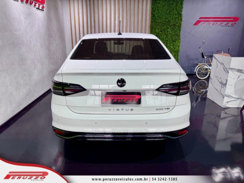 VIRTUS 1.0 200 TSI HIGHLINE AUTOMÁTICO - 2024 - NOVA PRATA