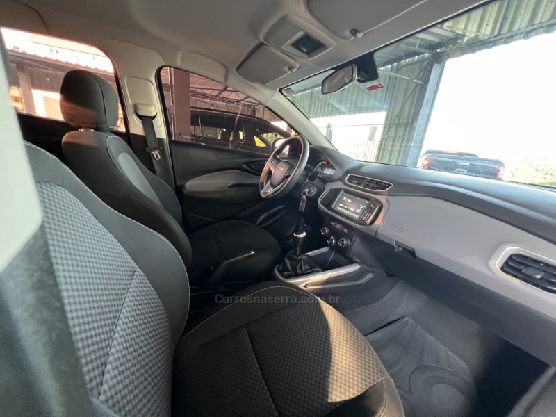 ONIX 1.0 LT 12V FLEX 4P MANUAL - 2018 - BOM PRINCíPIO