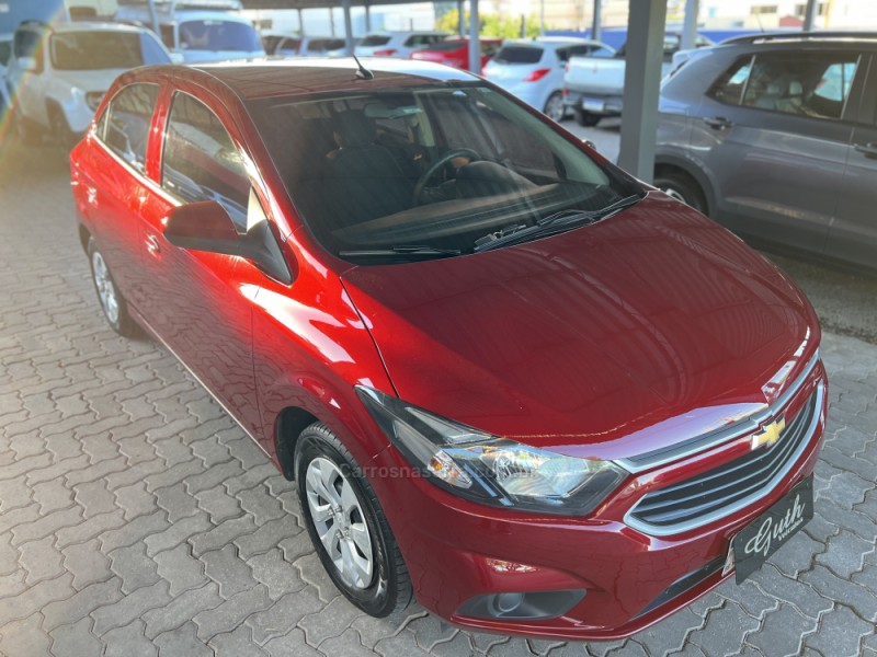 ONIX 1.0 LT 12V FLEX 4P MANUAL - 2018 - BOM PRINCíPIO