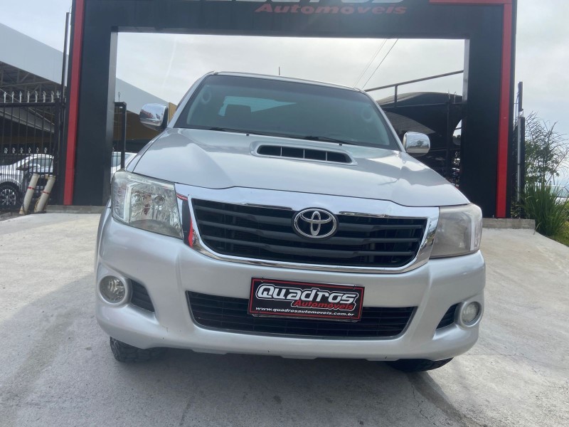 HILUX 3.0 SR 4X4 CD 16V TURBO INTERCOOLER DIESEL 4P MANUAL - 2013 - CAXIAS DO SUL