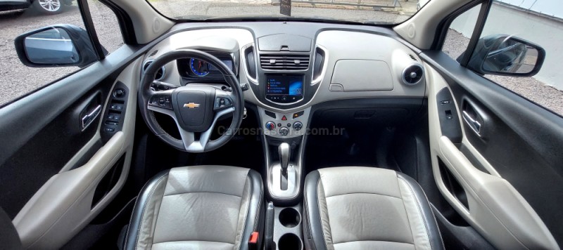 TRACKER 1.8 MPFI LTZ 4X2 16V FLEX 4P AUTOMÁTICO - 2014 - SALVADOR DO SUL