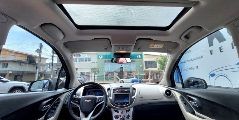 TRACKER 1.8 MPFI LTZ 4X2 16V FLEX 4P AUTOMÁTICO - 2014 - SALVADOR DO SUL