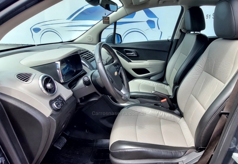 TRACKER 1.8 MPFI LTZ 4X2 16V FLEX 4P AUTOMÁTICO - 2014 - SALVADOR DO SUL