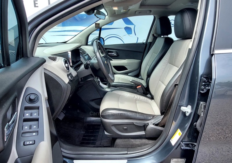 TRACKER 1.8 MPFI LTZ 4X2 16V FLEX 4P AUTOMÁTICO - 2014 - SALVADOR DO SUL