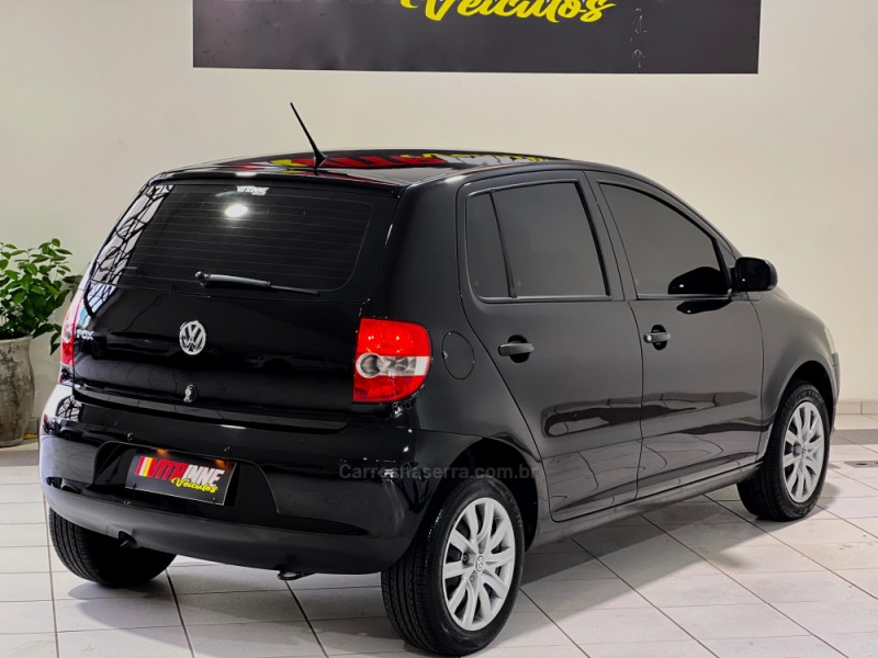 FOX 1.0 ITREND 8V FLEX 4P MANUAL - 2010 - CAXIAS DO SUL