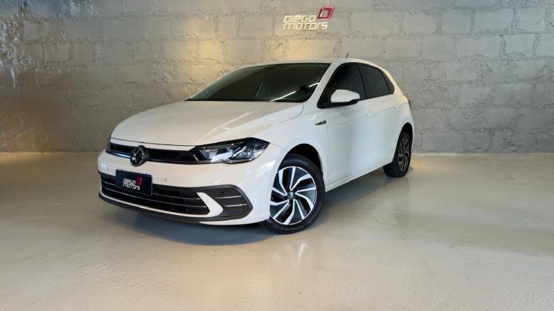 polo 1.0	200 tsi highline automatico  2023 caxias do sul