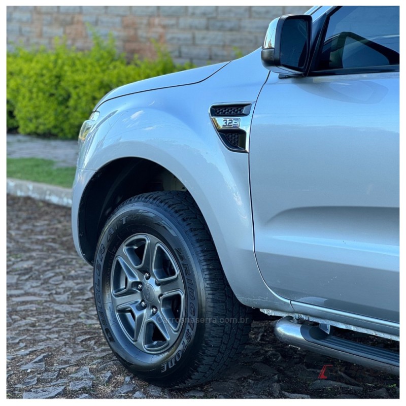 RANGER 3.2 XLT 4X4 CD 20V DIESEL 4P AUTOMÁTICO - 2013 - CAMPO BOM