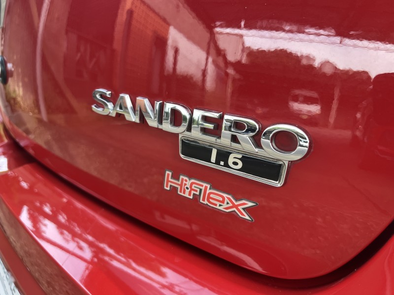 SANDERO 1.6 AUTHENTIQUE 8V FLEX 4P MANUAL - 2009 - GARIBALDI