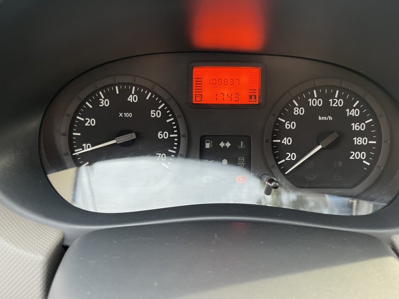 SANDERO 1.6 AUTHENTIQUE 8V FLEX 4P MANUAL - 2009 - GARIBALDI