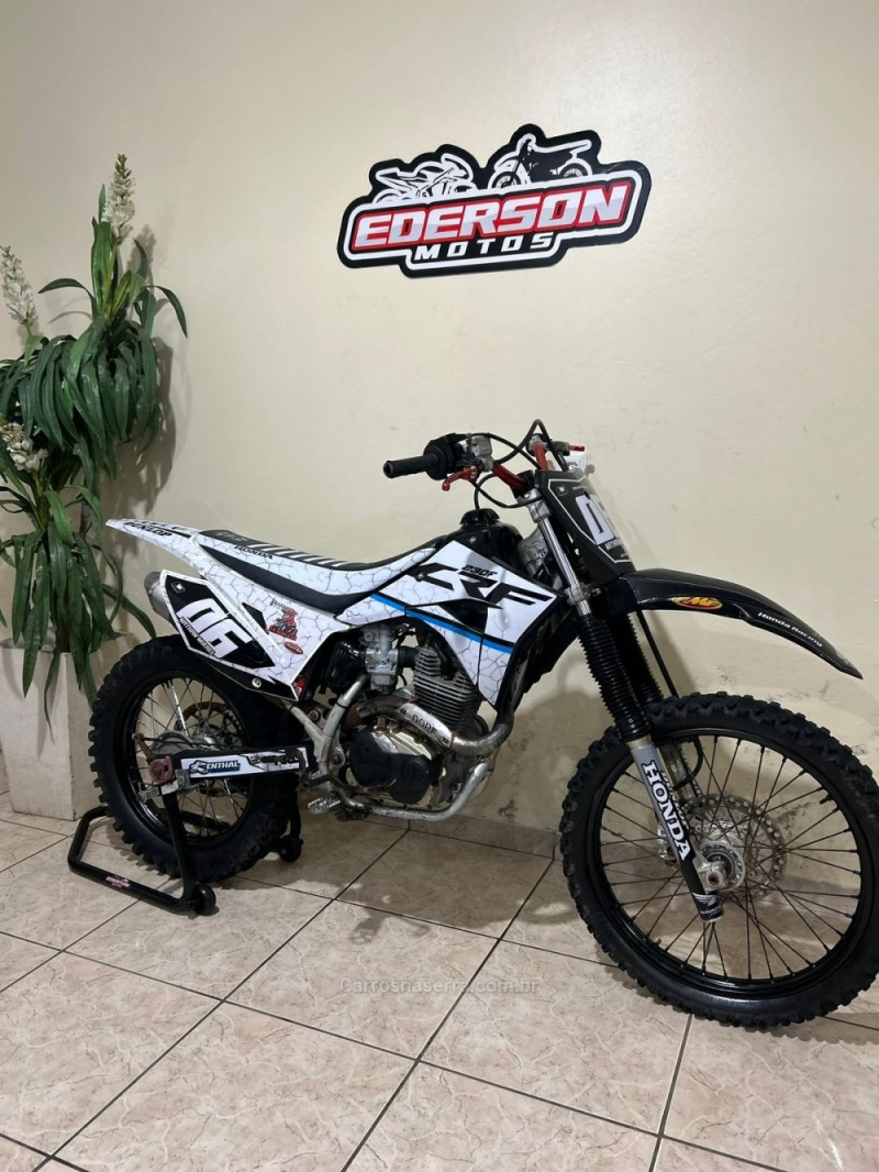 CRF 230F  - 2012 - CAXIAS DO SUL