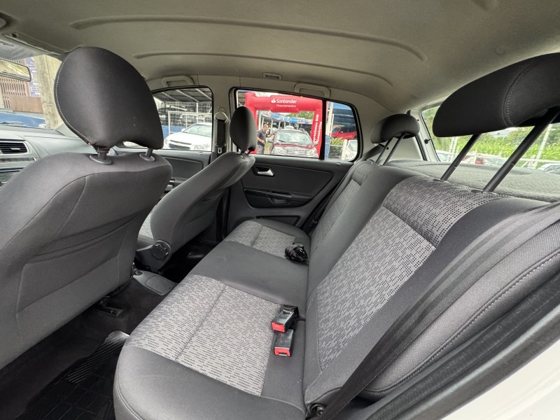 FOX 1.6 MI 8V FLEX 4P MANUAL - 2014 - DOIS IRMãOS