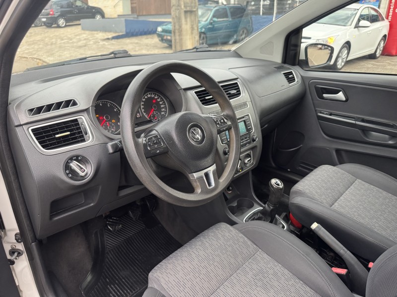 FOX 1.6 MI 8V FLEX 4P MANUAL - 2014 - DOIS IRMãOS